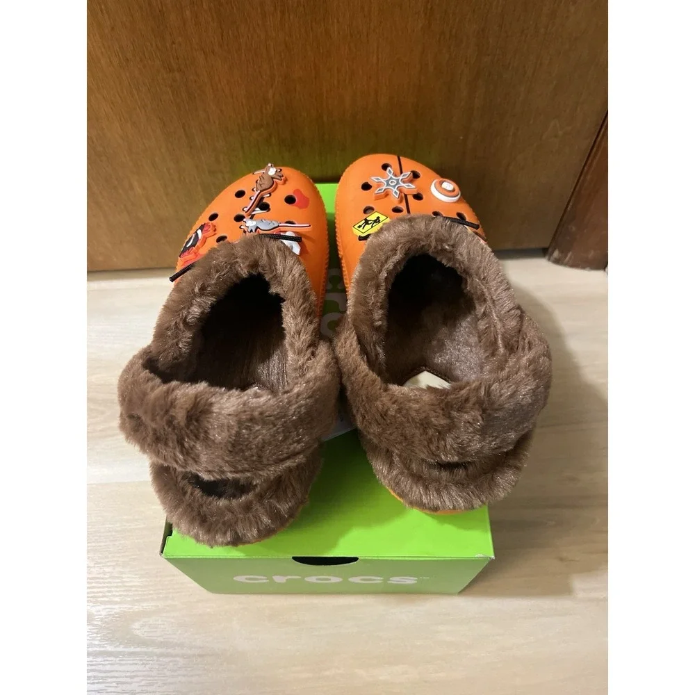 CROCS product pair